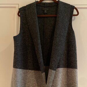 Tahari Long Colorblock Sweater Vest - Size Large - Excellent Used Condition